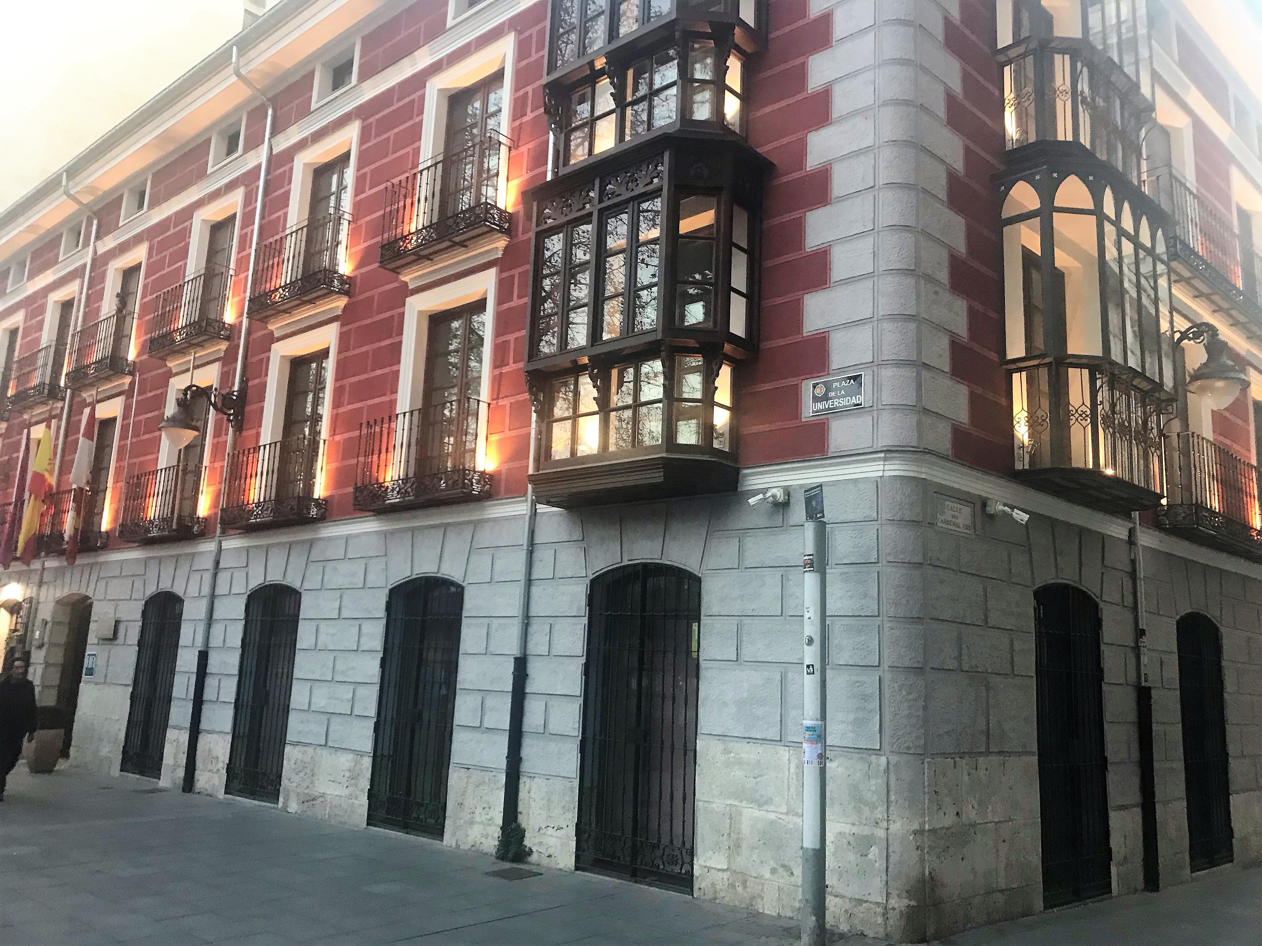 Zenit El Coloquio Hotel Valladolid Eksteriør billede