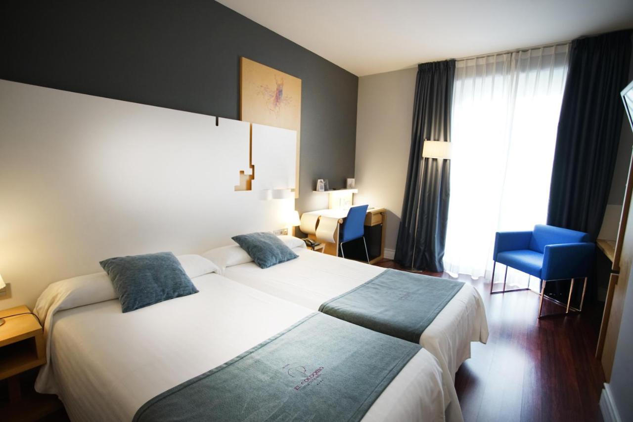 Zenit El Coloquio Hotel Valladolid Eksteriør billede